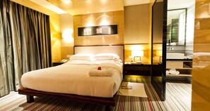 1 dormitorio, ropa de cama de alta calidad, minibar y caja fuerte