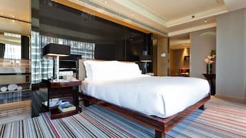 Executive Suite, 1 King Bed, Sea View | 1 bedroom, premium bedding, minibar, in-room safe