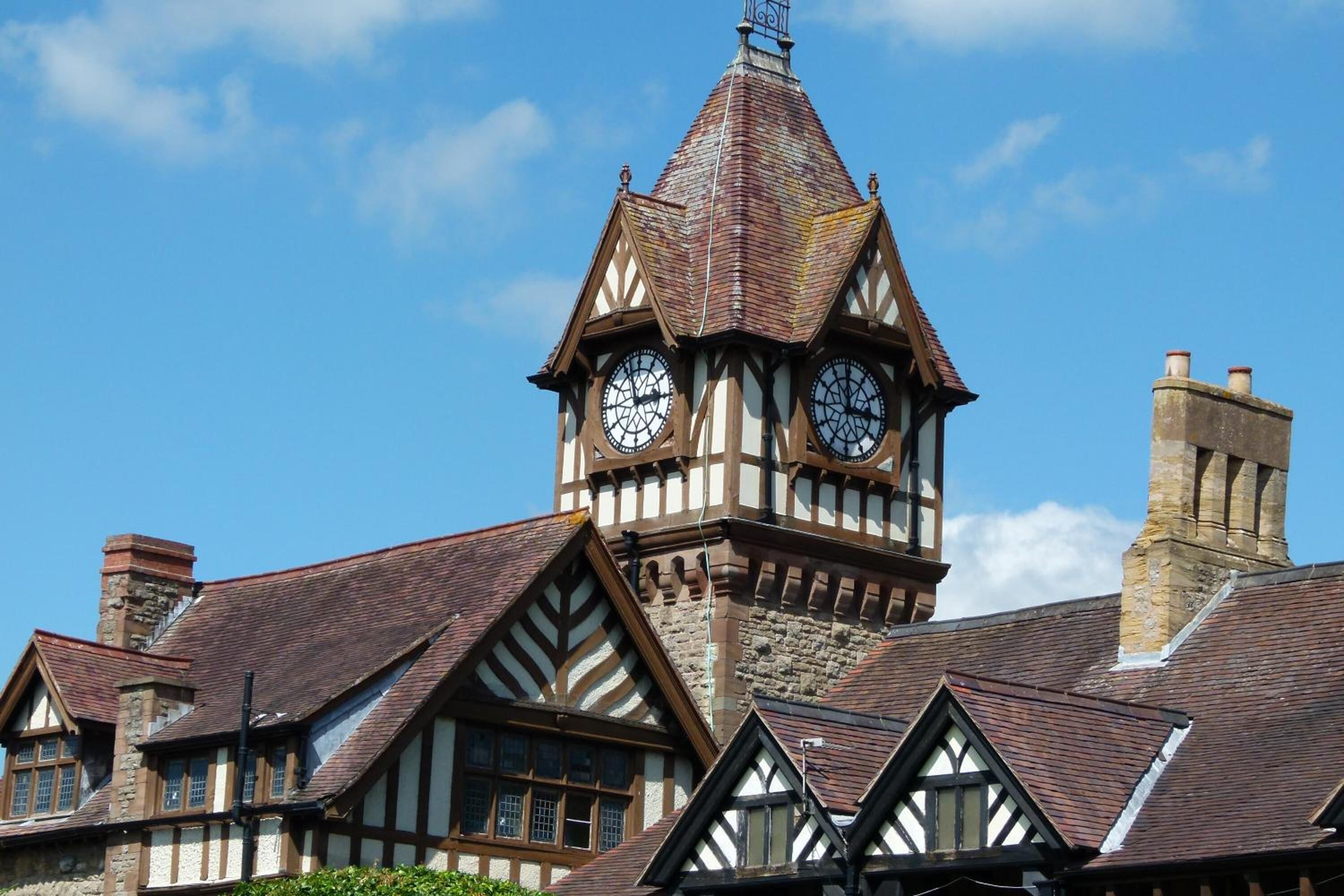 المنشأة من الخارج