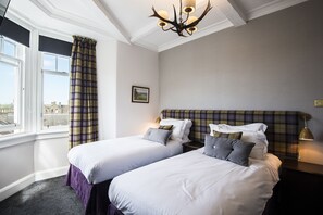 Double or Twin Room | WiFi (free) - The Golf Inn (St. Andrews)