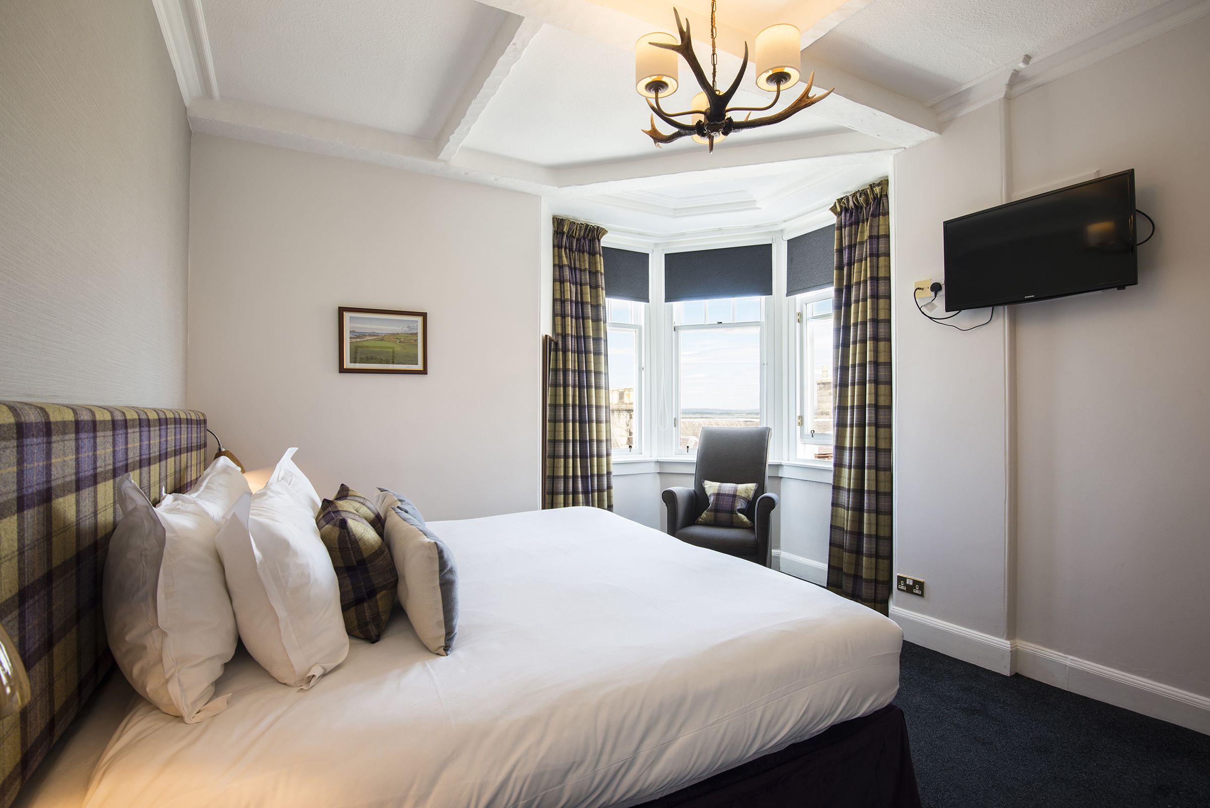 双人房或双床房 | 免费 WiFi