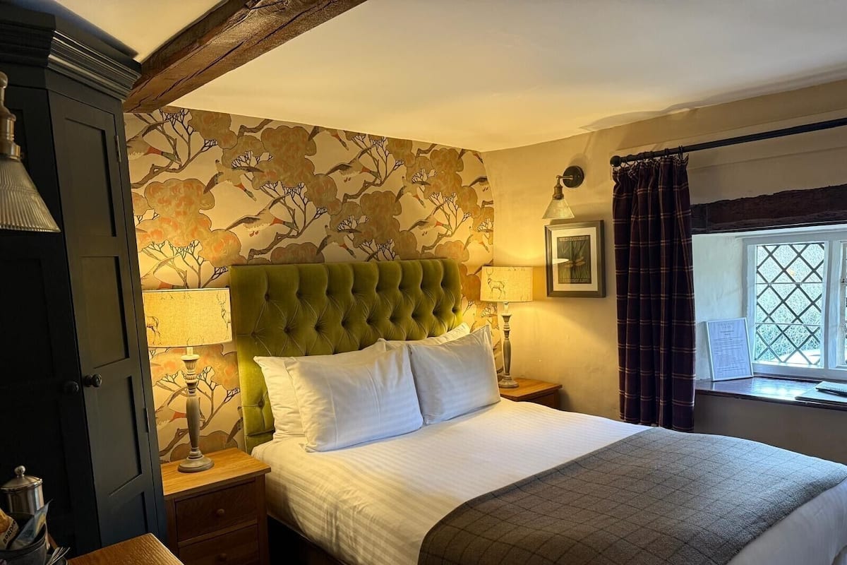 Basic Double Room | Hypo-allergenic bedding, desk, bed sheets