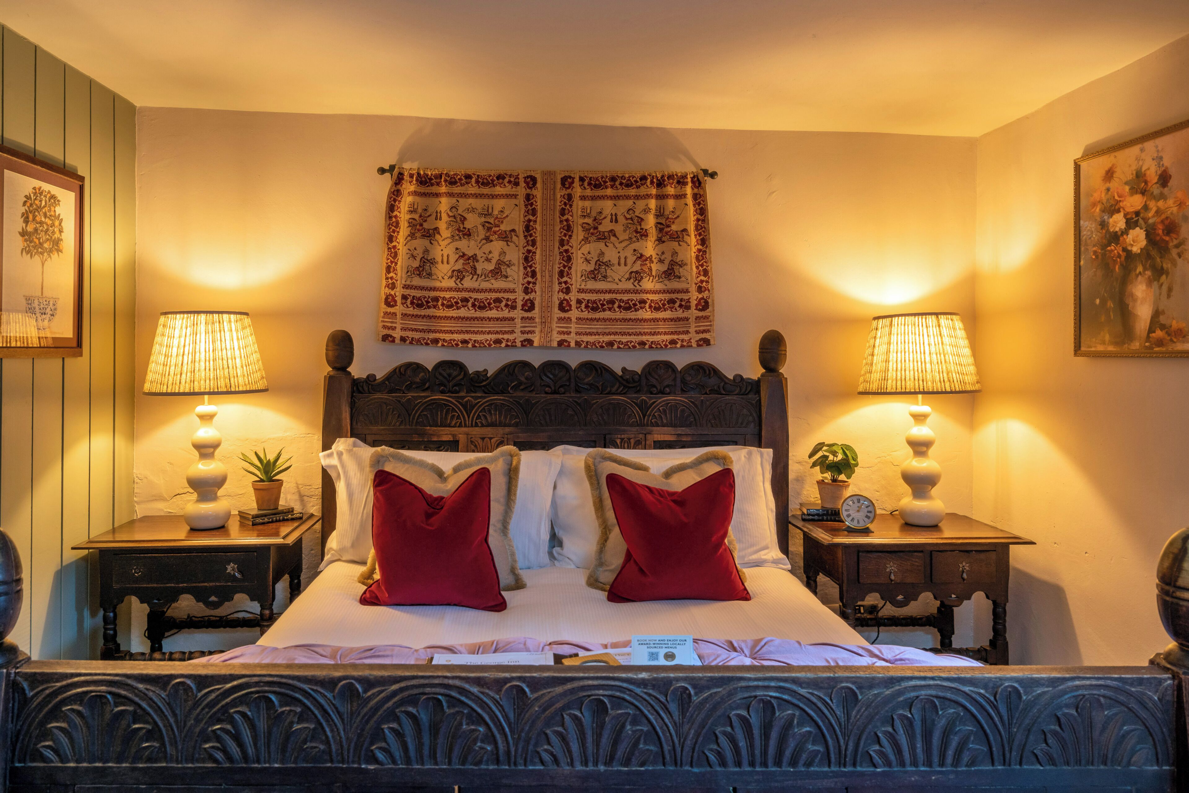 Superior Double Room, Ensuite (Coombes and King Charles) | Individually decorated, laptop workspace, iron/ironing board, free WiFi