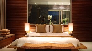 3 Bedroom Luxury Pool Suite