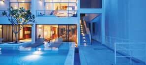 Indoor pool, outdoor pool - The Quarter Resort Phuket (Choeng Thale)