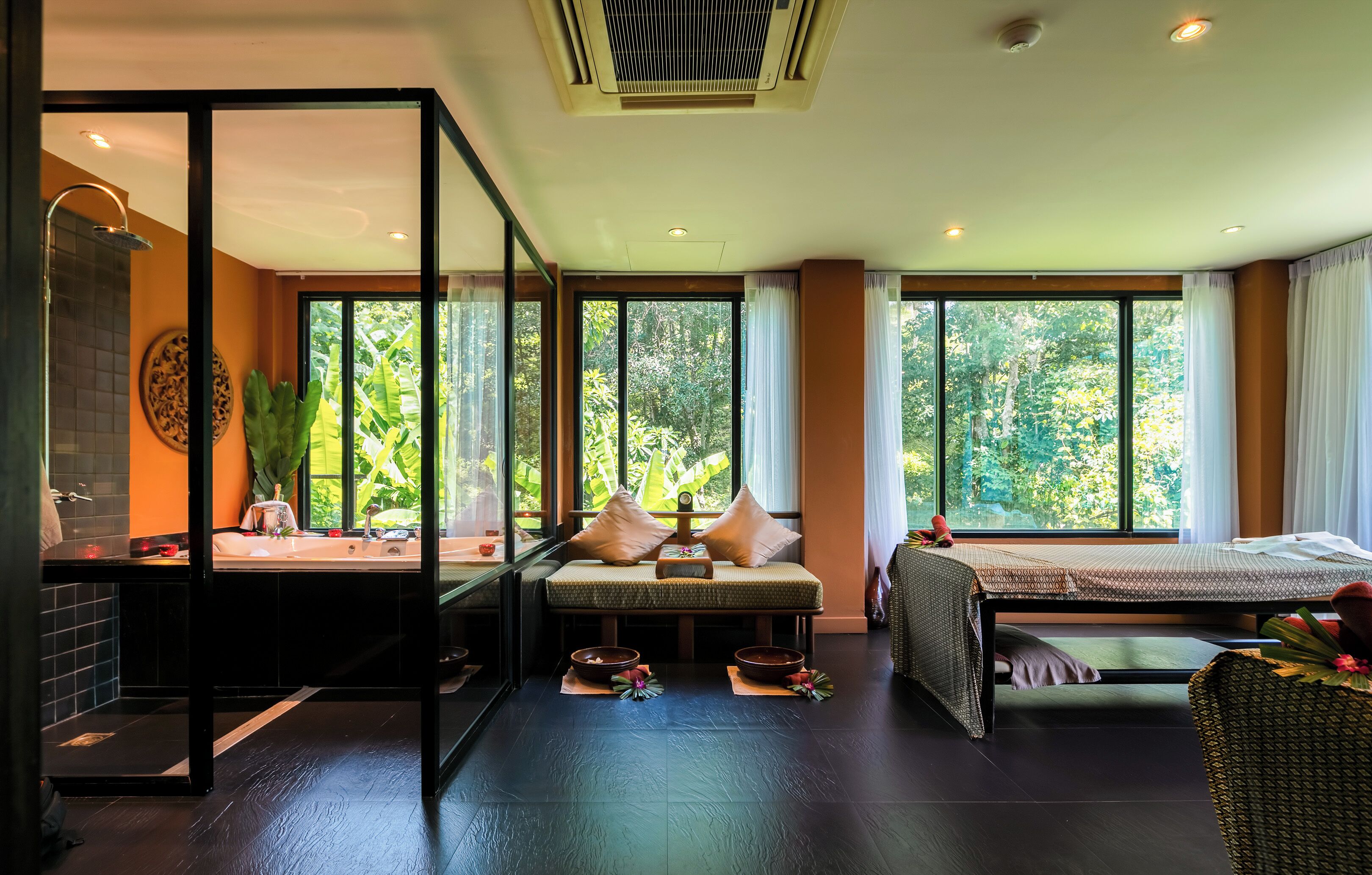 couples treatment room(s), sauna, body treatments, aromatherapy