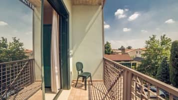 Single Room | Balcony view