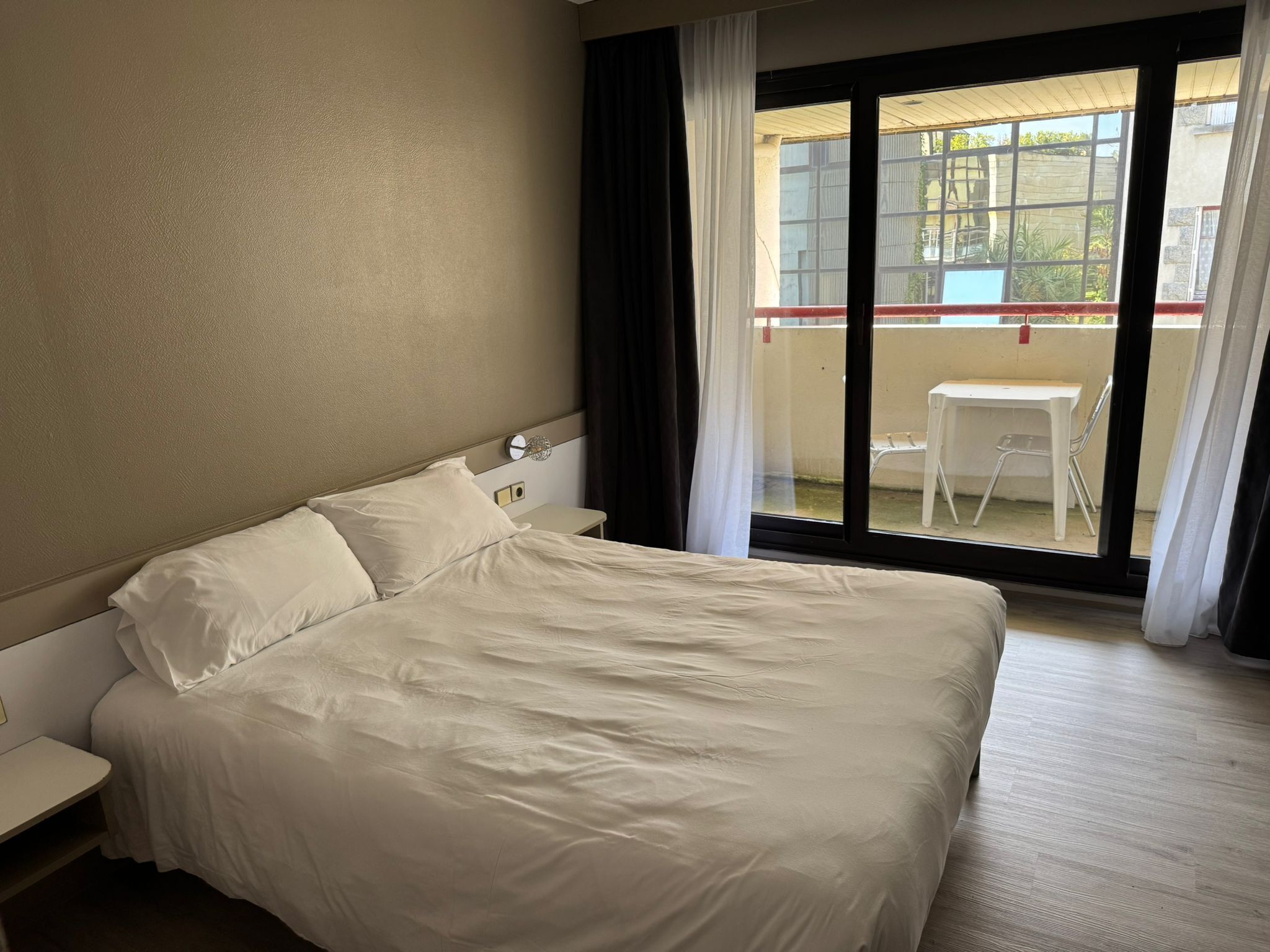 1 bedroom, premium bedding, individually decorated