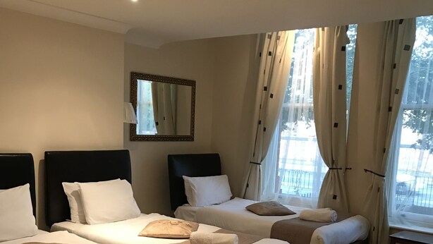 Unclassified image, 1 of 41, button - Sheil Suites (Liverpool)