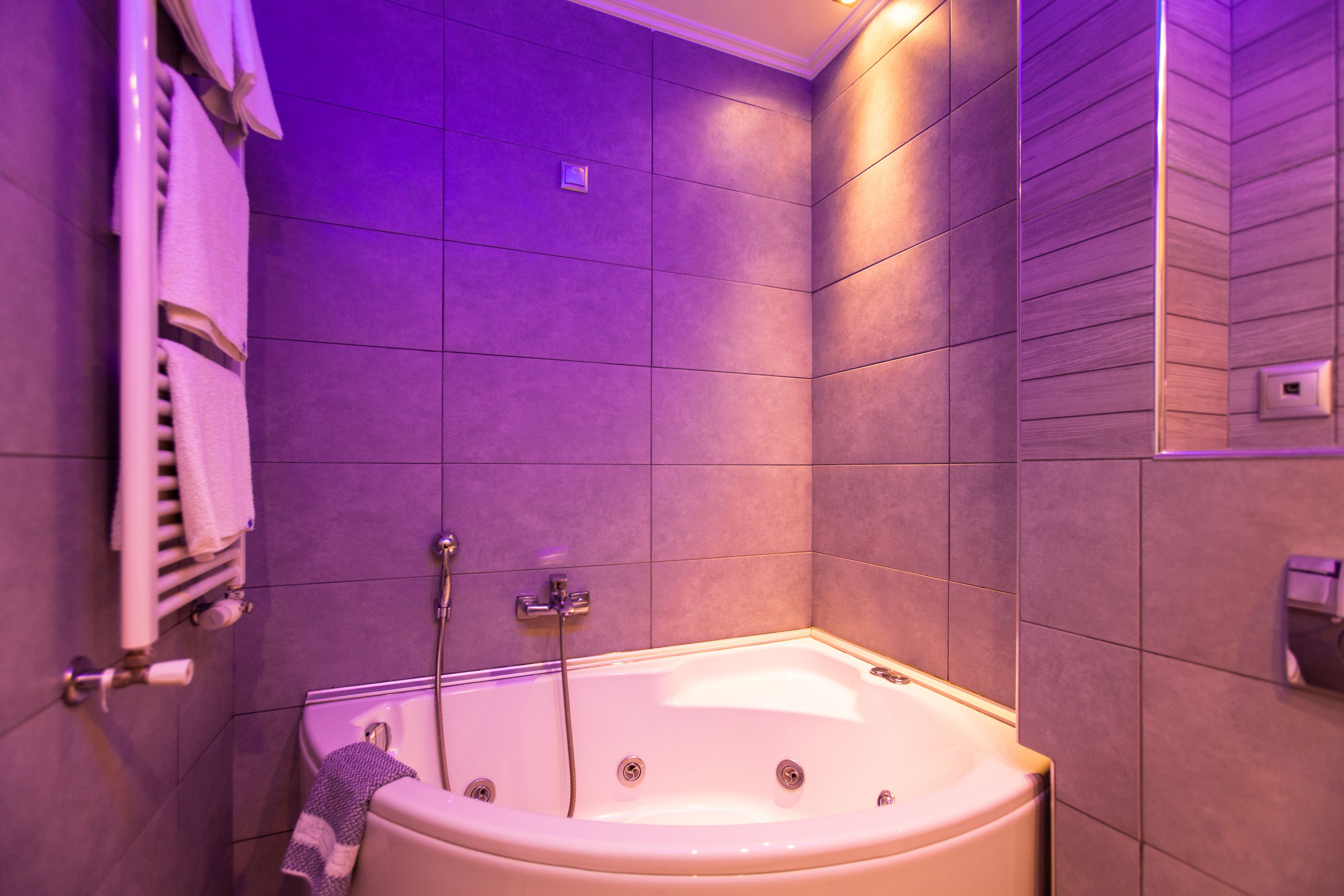 luxury double room, sea view | bathroom | hair dryer, towels