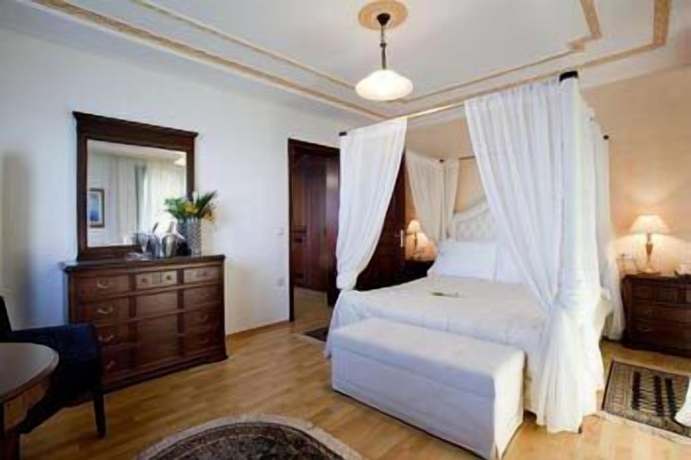suite | 1 bedroom, egyptian cotton sheets, premium bedding, pillow-top beds