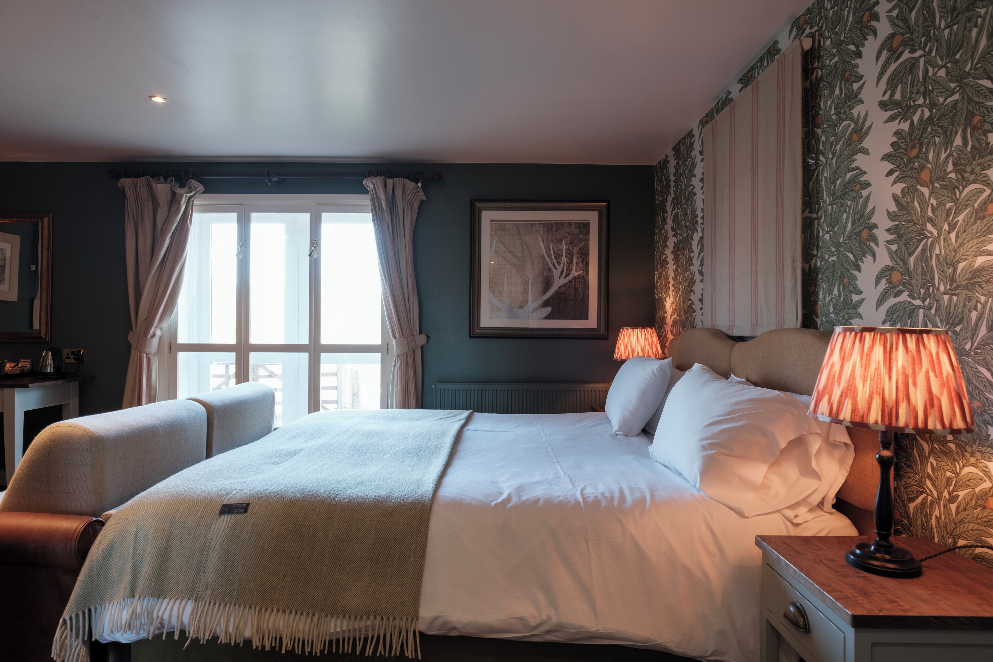 superior double room | hypo-allergenic bedding, individually decorated, individually furnished