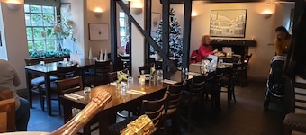 Dragon Inn Crickhowell