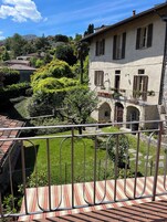 Traditional House | Free WiFi, bed sheets