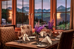 Restaurant - Golf- & Sporthotel Hof Maran (Arosa)