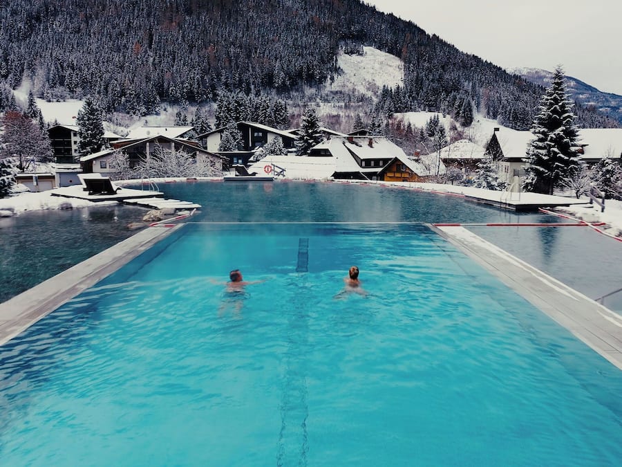 Couples treatment rooms, sauna, hot tub, steam room, hot springs