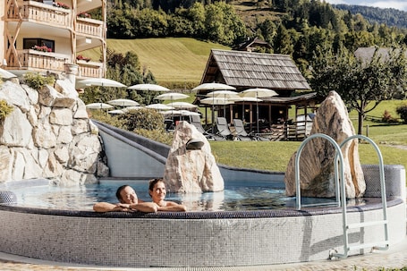 Exterior. Thermenwelt Hotel Pulverer