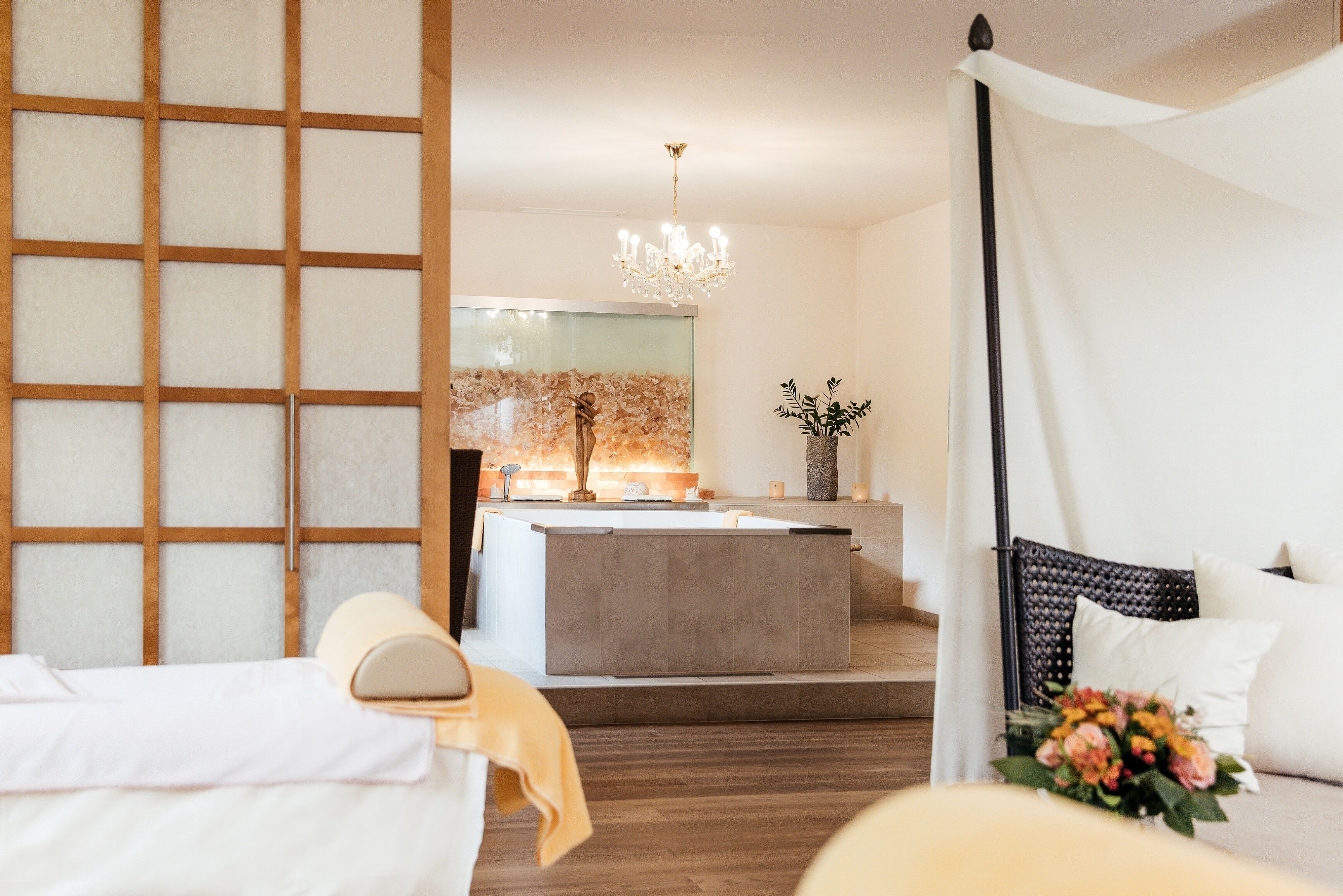 couples treatment room(s), sauna, hot tub, steam room