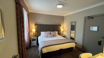 Desk, blackout curtains, iron/ironing board, free WiFi