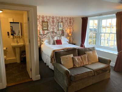 The New Inn