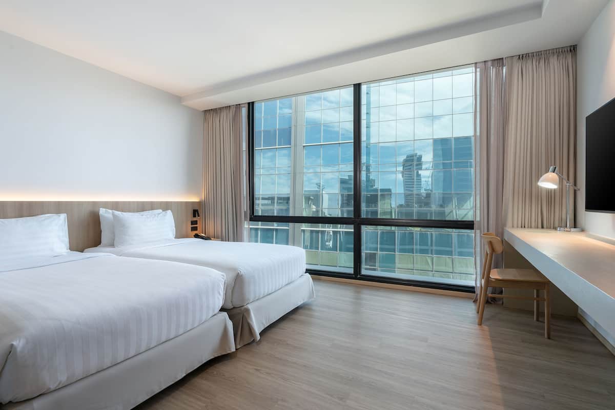 Premier studio, 1 tweepersoonsbed of 2 eenpersoonsbedden | Een kluis op de kamer, een bureau, verduisterende gordijnen, gratis wifi