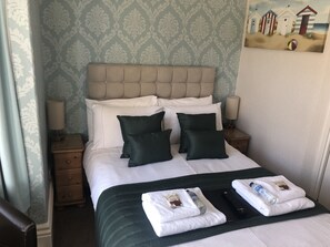 Standard Double Room, Sea View | Iron/ironing board, free WiFi, bed sheets - The Promenade (Bridlington)