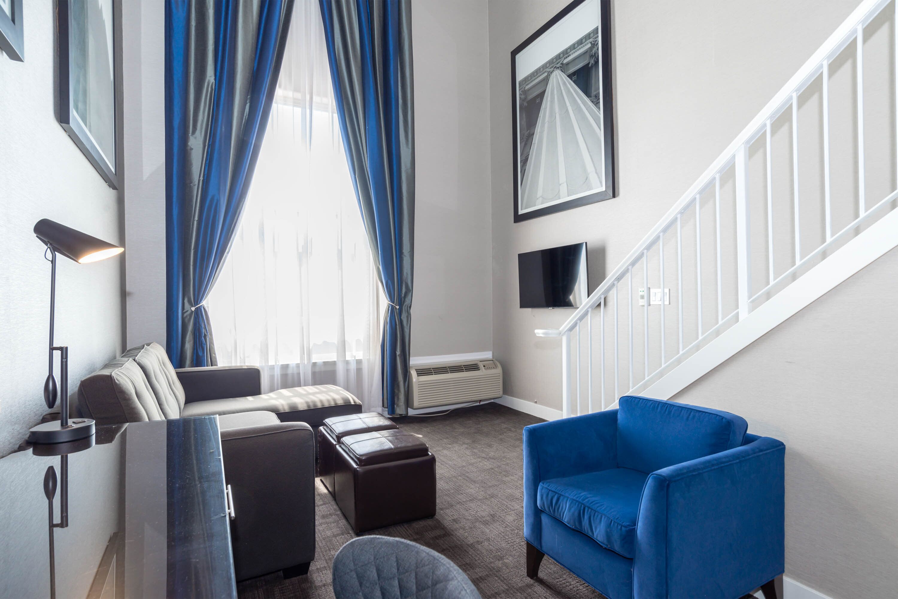 loft, 1 king bed, kitchen | premium bedding, pillow-top beds, in-room safe, desk