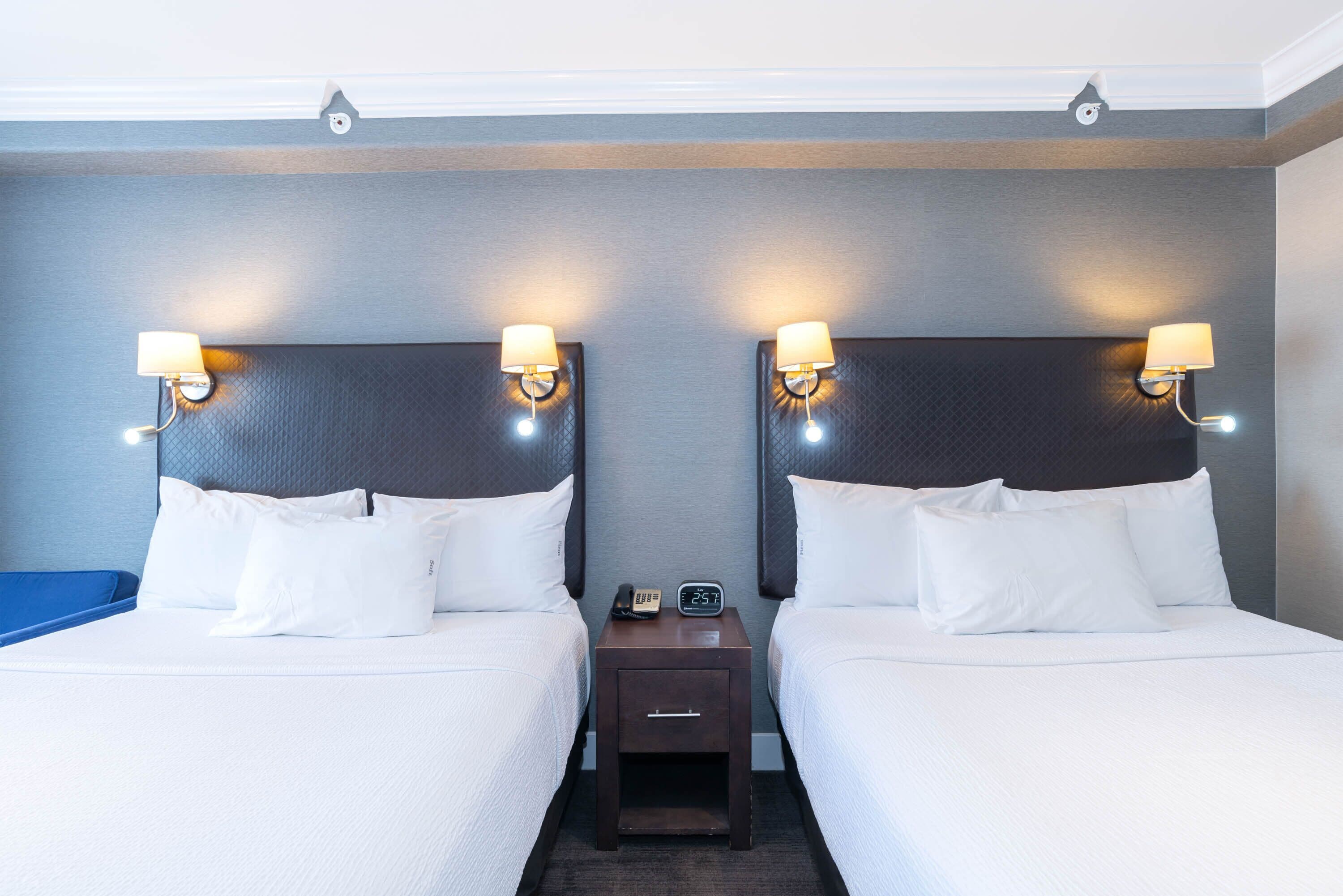 premium bedding, pillow-top beds, in-room safe, desk