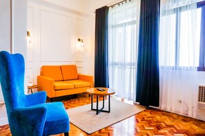 2 Bedroom Premier Premium | Premium bedding, minibar, in-room safe, desk