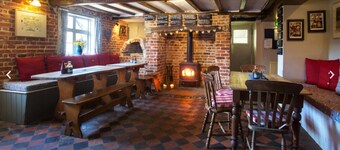Eels Foot Inn