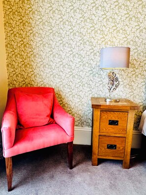 Grand Room, Balcony | Desk, blackout curtains, iron/ironing board, free WiFi - George Hotel (Frome)