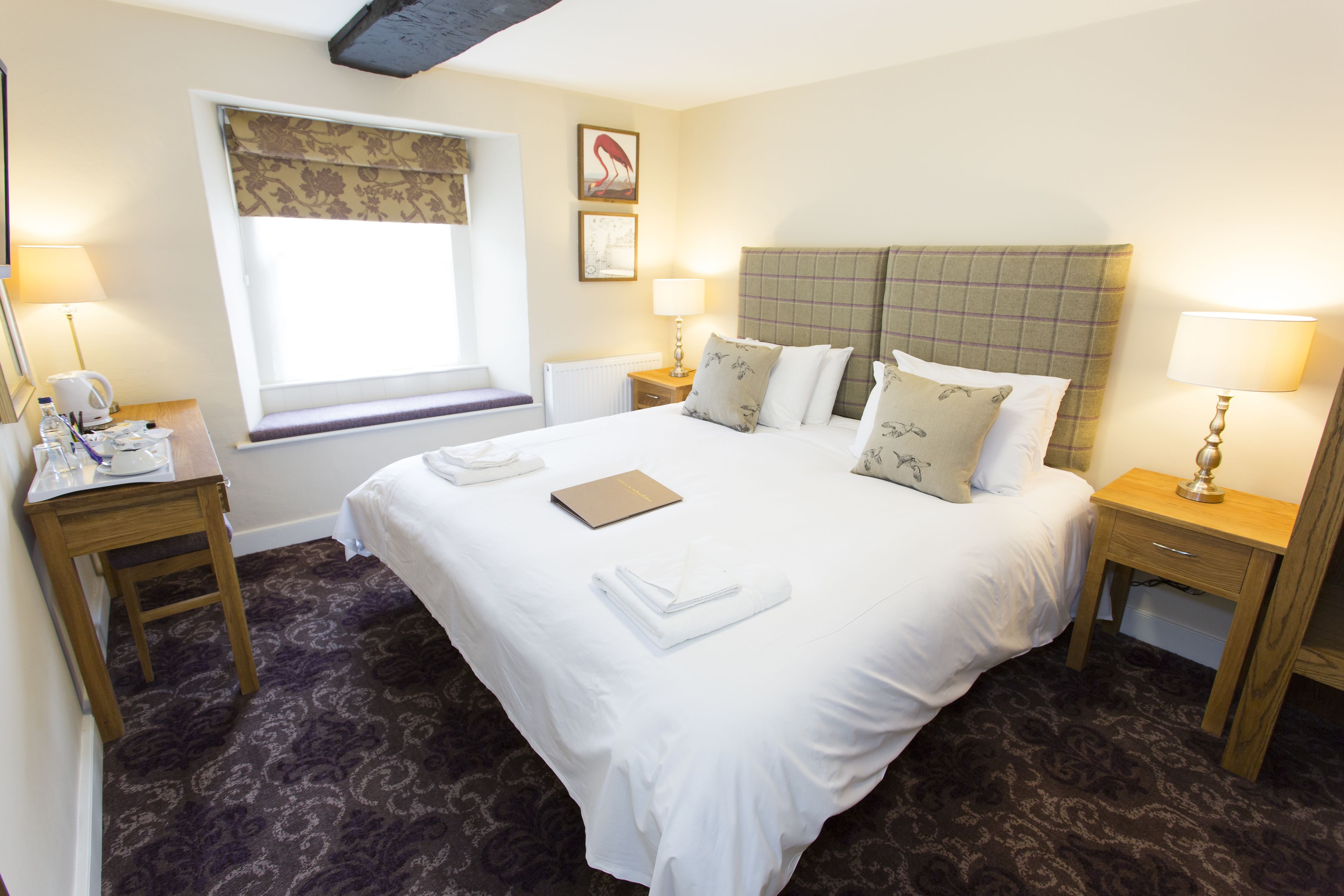 Double Room, Ensuite | Desk, blackout drapes, iron/ironing board, free WiFi