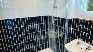 Deluxe Twin Room, 2 Single Beds | Bathroom
