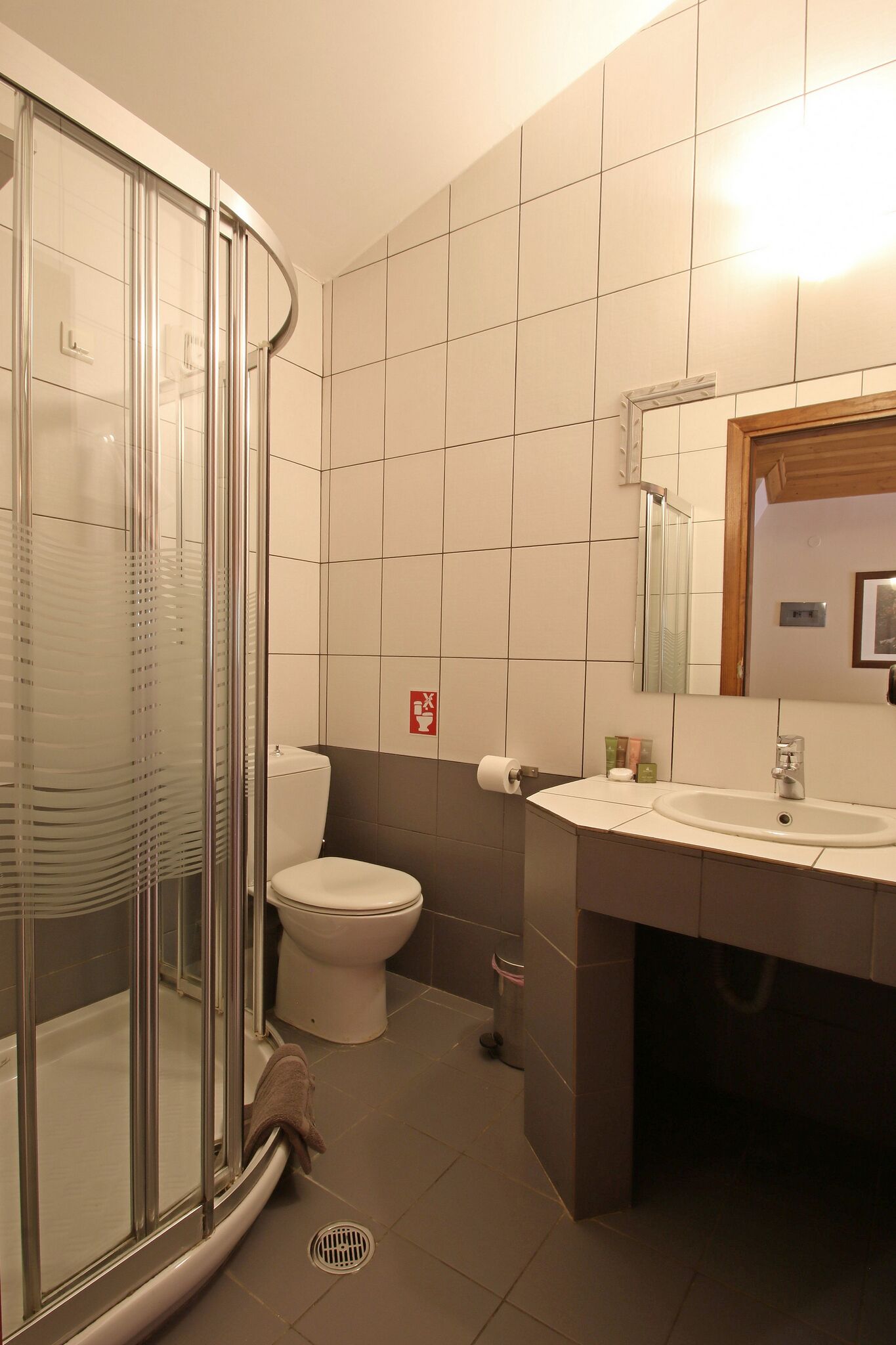 deluxe double room, mountain view | bathroom | shower, hair dryer, slippers, towels