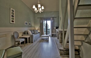 Traditional Quadruple Room, Mountain View