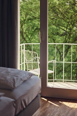 Luxury Double Room, 1 Bedroom, Non Smoking, Park View | Park view - Biohotel Alte Post (Muellheim)