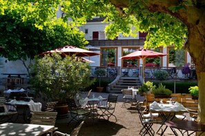 Frühstück, Mittagessen und Abendessen