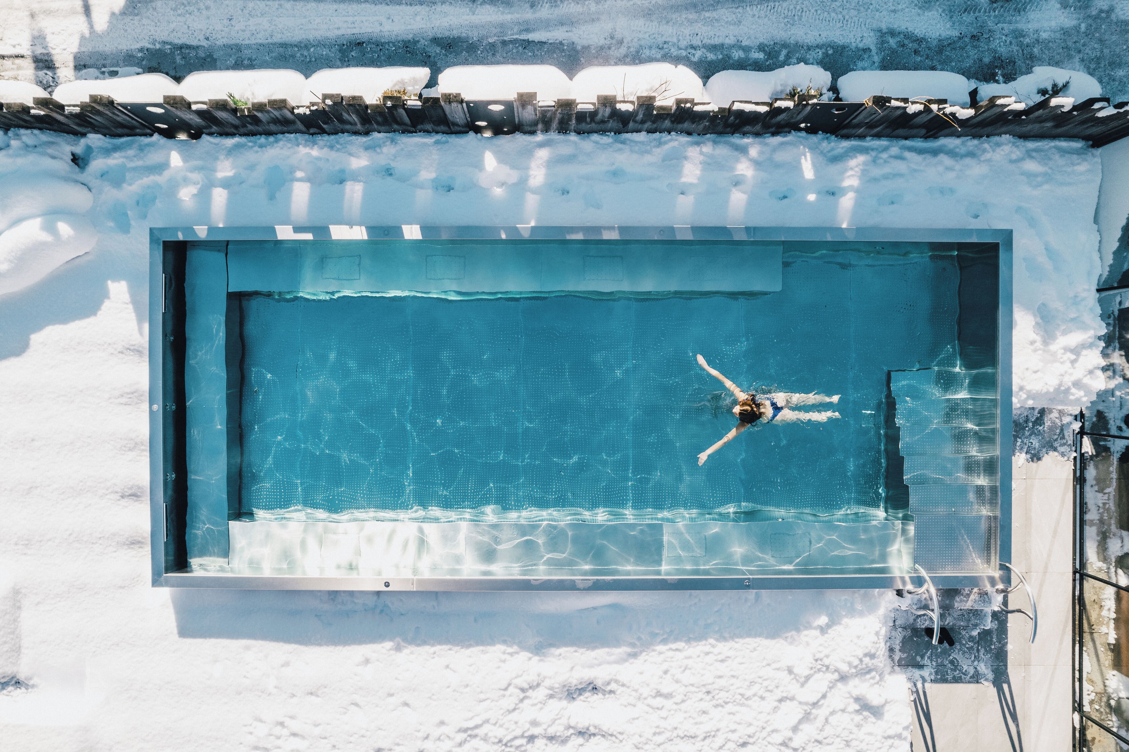 Piscine couverte, piscine extérieure (ouverte en saison)