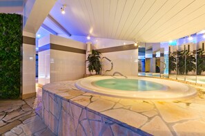 Bain à remous intérieur