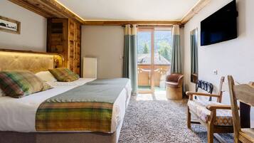 Economy tweepersoonskamer, 1 slaapkamer, niet-roken, toegang tot zwembad | Luxe beddengoed, een kluis op de kamer, individueel gedecoreerd