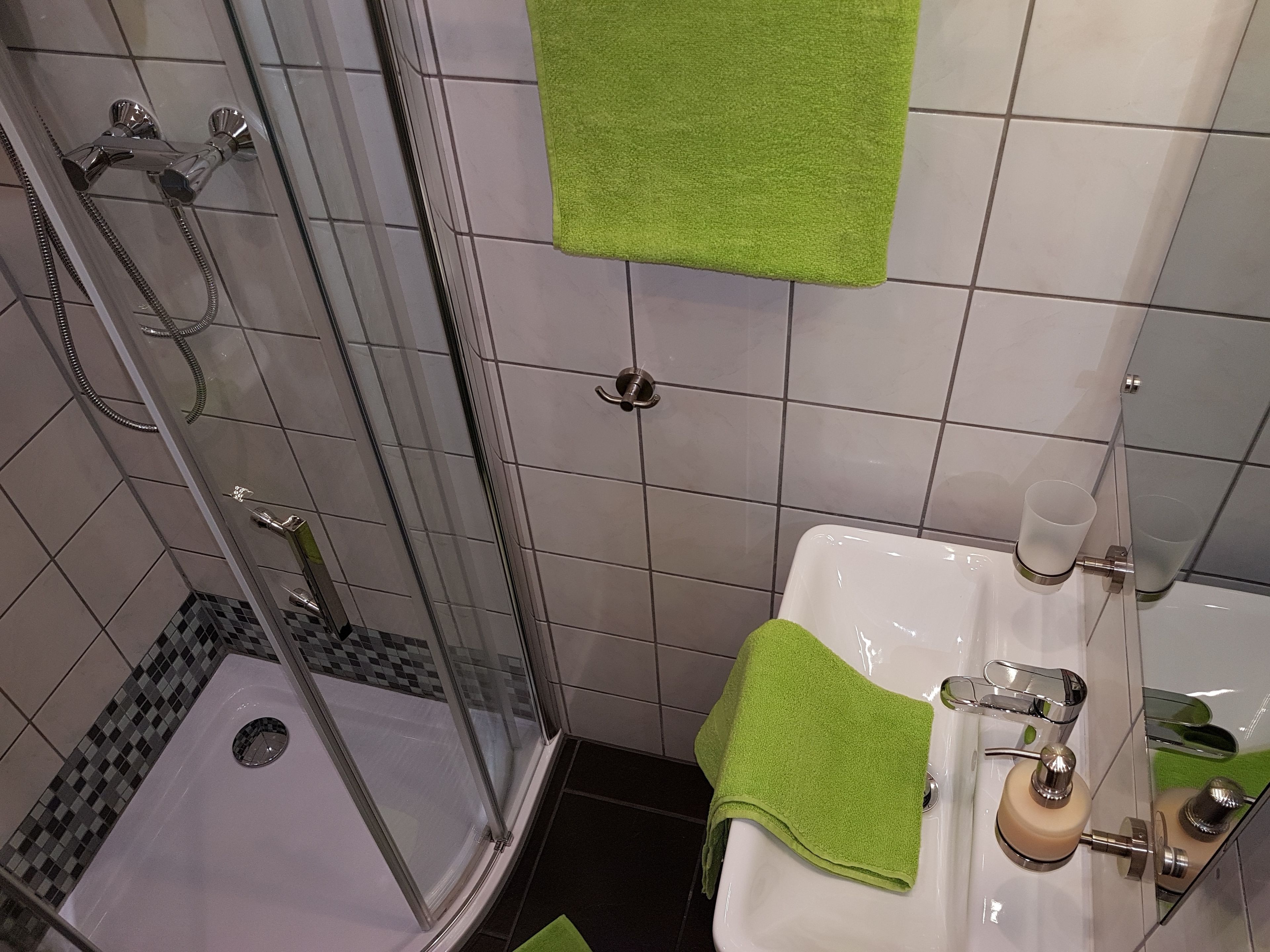 economy double or twin room, non smoking | desk, iron/ironing board, free cots/infant beds, free wifi