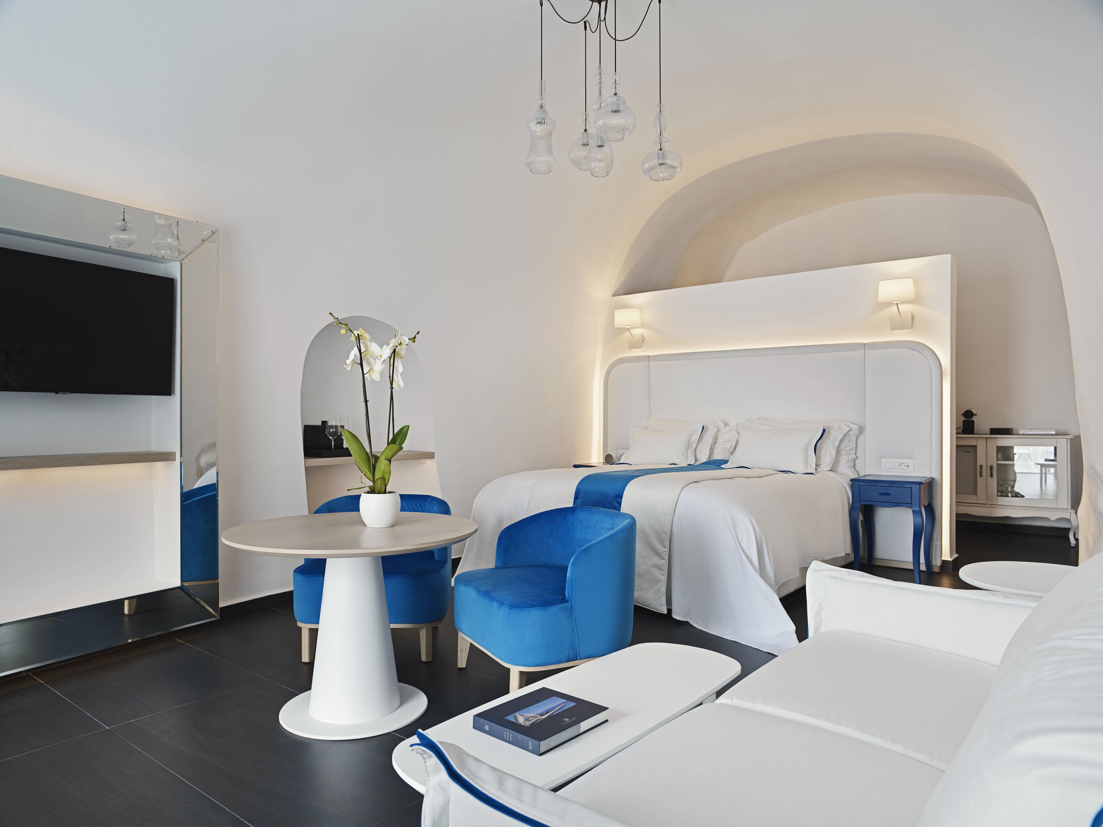 Katikies Santorini - The Leading Hotels Of The World Santorini amenities photo 10
