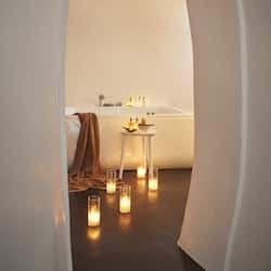 Couples treatment rooms, hot tub, steam room, body treatments