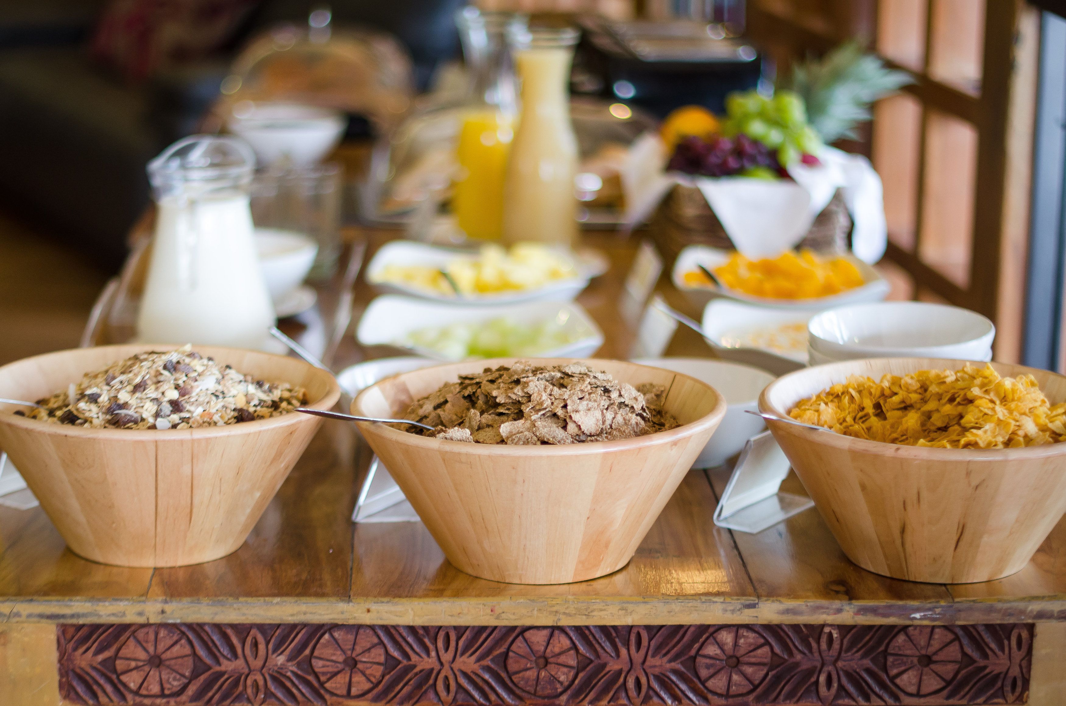 daily full breakfast (gbp 10.50 per person)