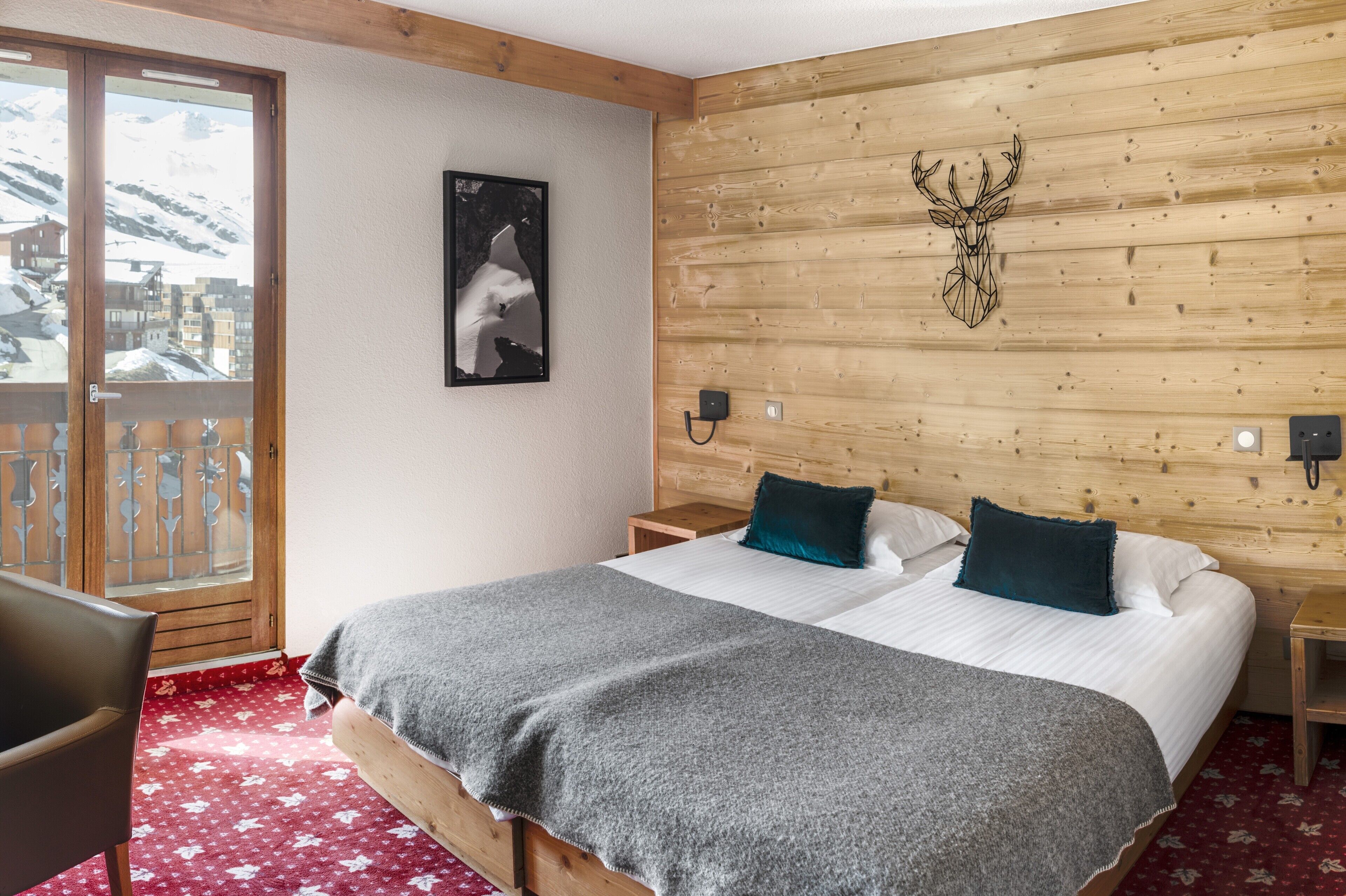 panoramic double room | in-room safe, desk, blackout curtains, iron/ironing board