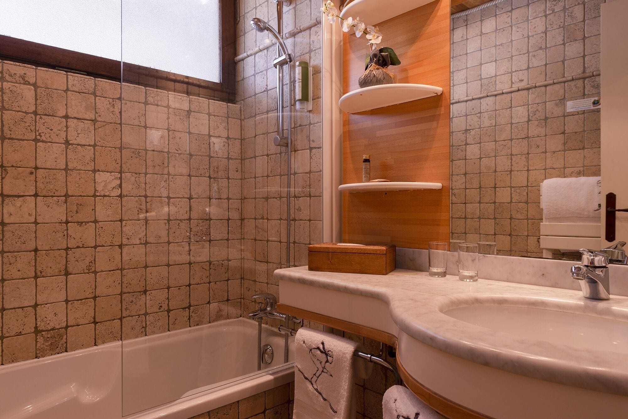 shower, free toiletries, hair dryer, slippers