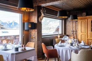 Dinner served - Hôtel Macchi Restaurant & Spa (Chatel)