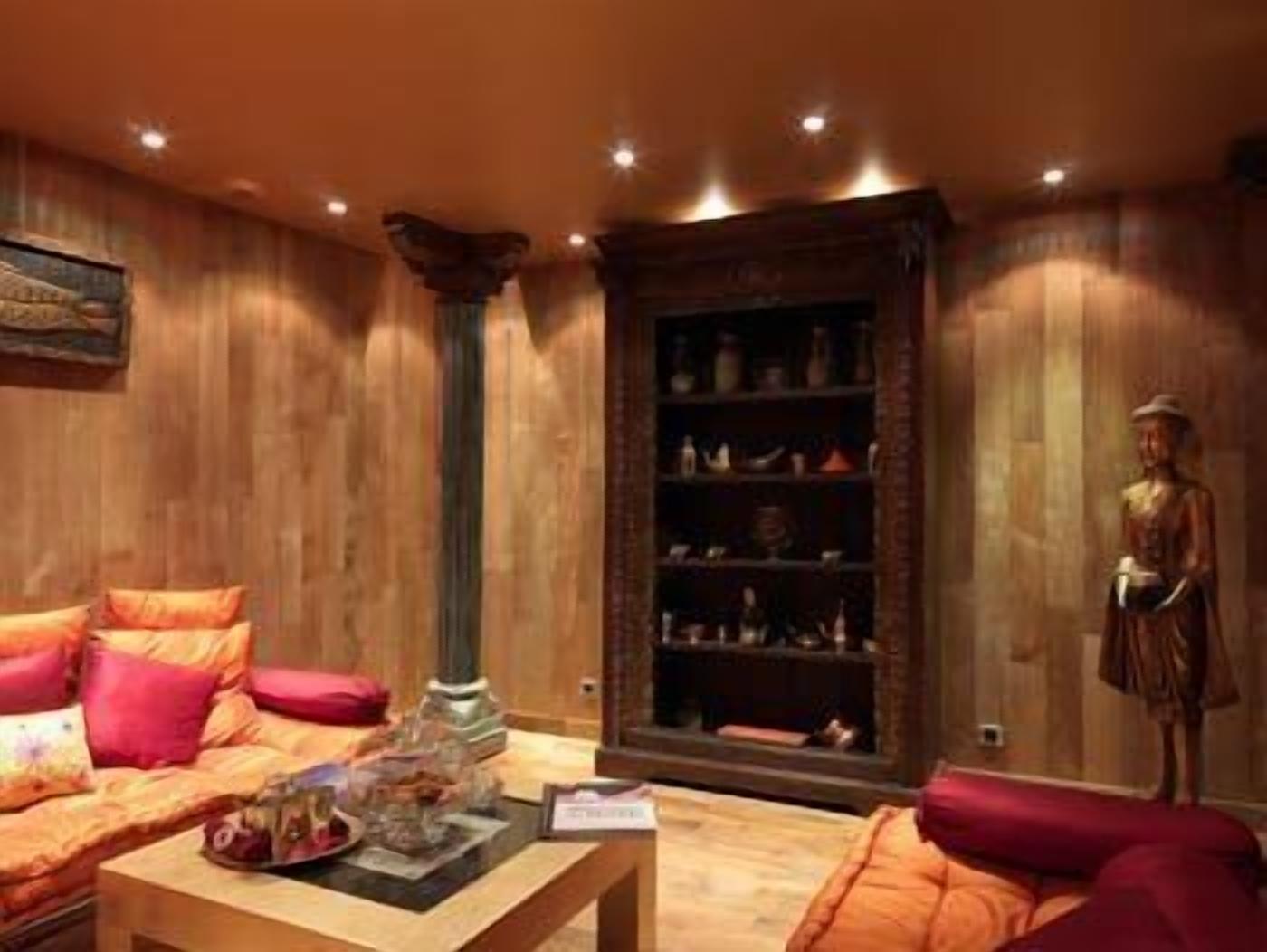 sauna, hot tub, turkish bath/hammam, body treatments, hydrotherapy