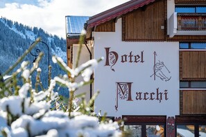 Exterior - Hôtel Macchi Restaurant & Spa (Chatel)