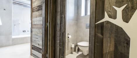 Exclusive Double Room | Select Comfort beds, in-room safe, desk, soundproofing